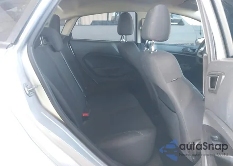 2018 Ford Fiesta Se z USA, uszkodzony, nr VIN 3FADP4BJ3JM127825